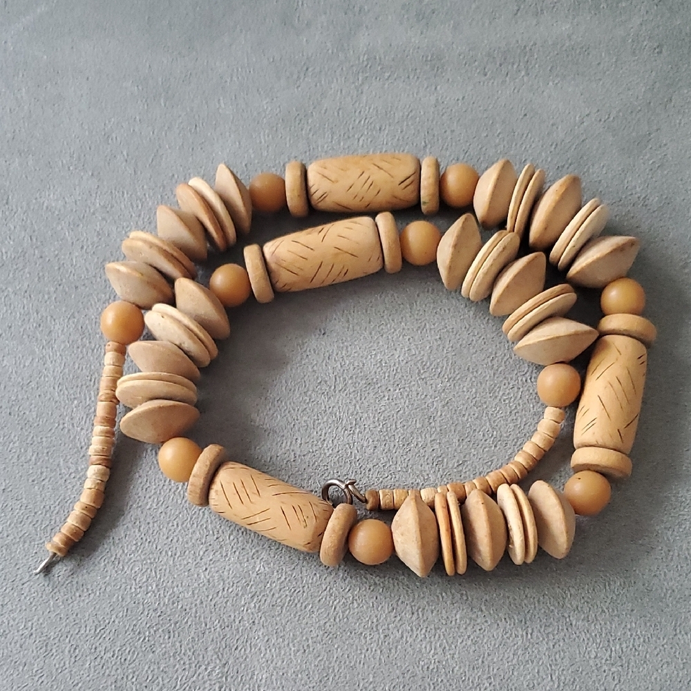 Natural Wood Beaded Necklace - Picture 2 of 6